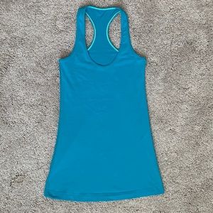 Lululemon size 2 Cool Racerback teal turquoise